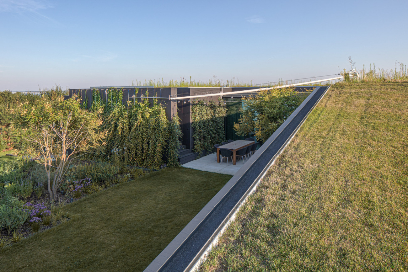 35 35 slope house 77 studio architecture poland roof