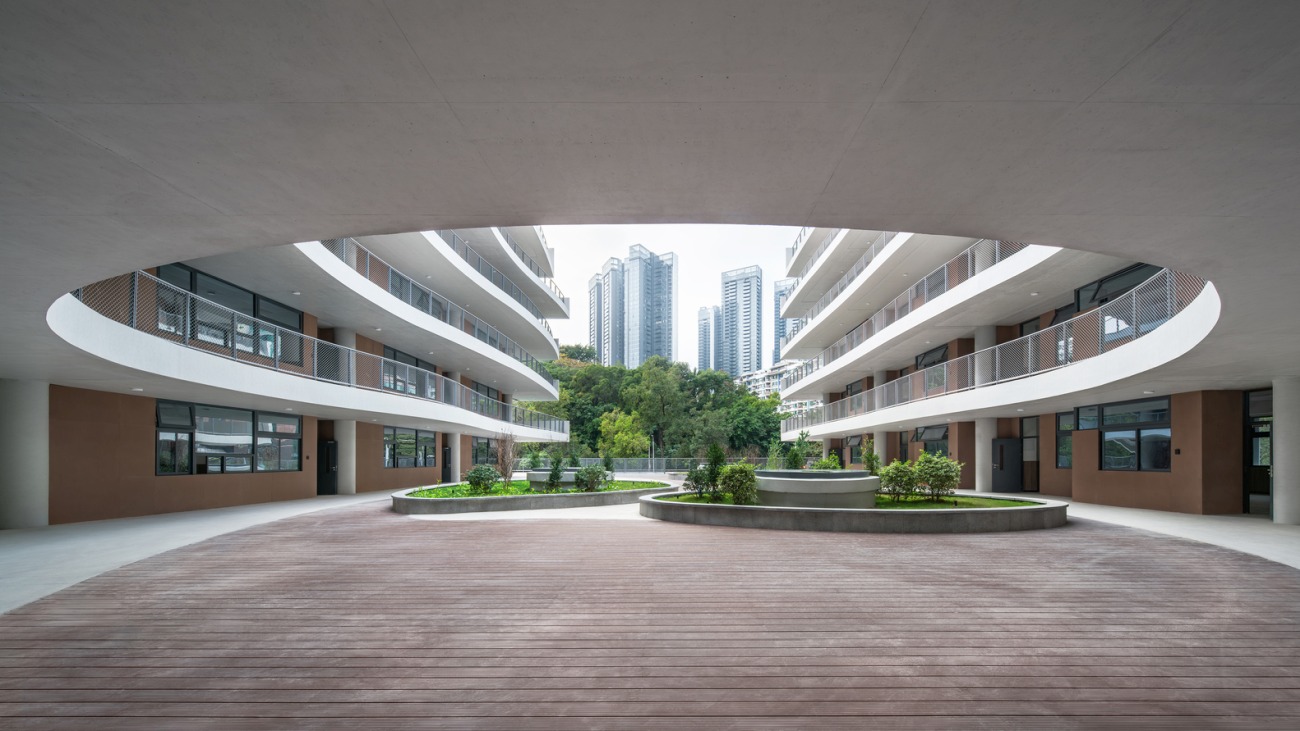 JingLong Elementary School Atelier FCJZ Deck