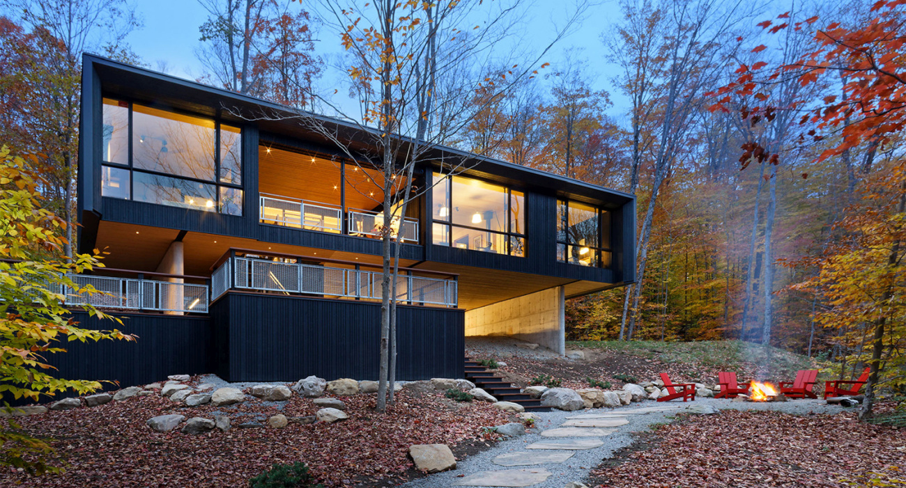 Kawagama Lake residence in Canada Patio