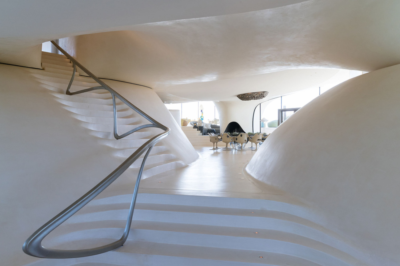 Unique East Hampton Blue Dream House Stairs