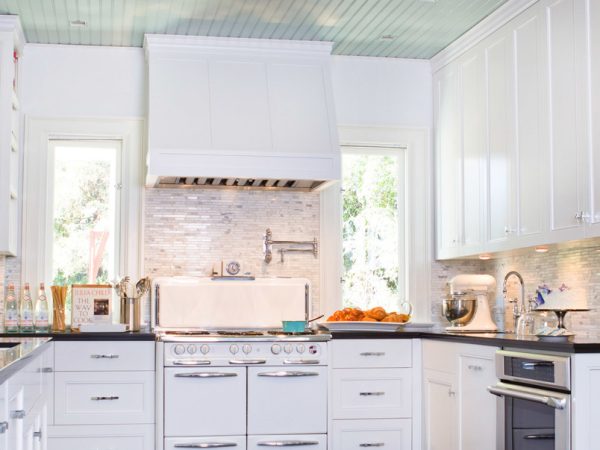 13 Small Kitchen Ideas That Combine Form and Function